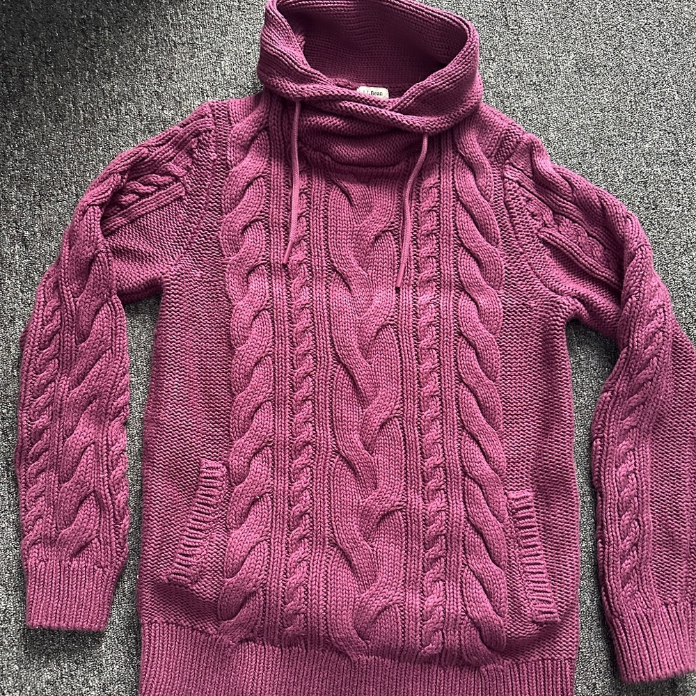 L.L.Bean heavy sweater fuschia